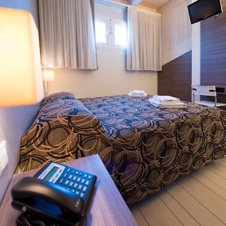 רימיני Hotel Aquila Azzurra מראה חיצוני תמונה