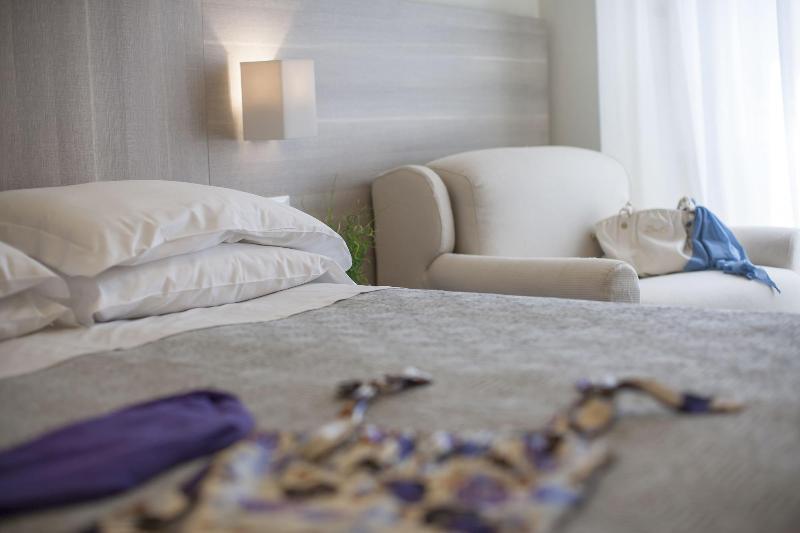 רימיני Hotel Aquila Azzurra מראה חיצוני תמונה